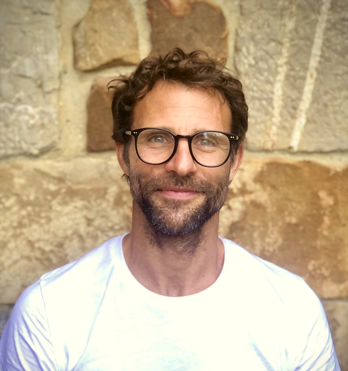 Retrato de Chris Dale, terapeuta de masaje deportivo en Almuñécar